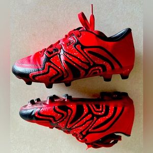 Dreampairs kids cleats used.  Size 2. Great shape.